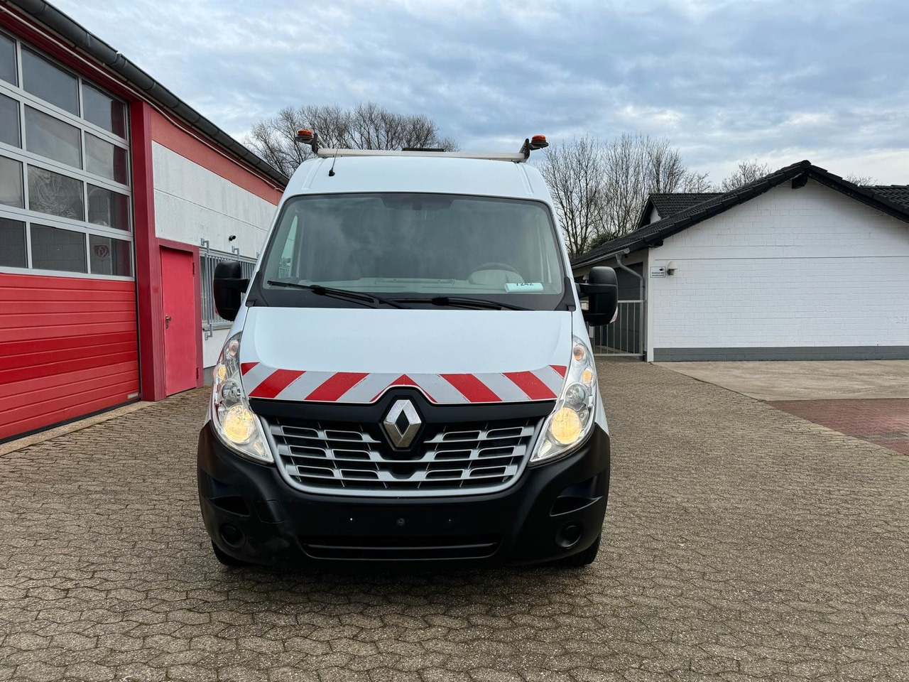 Renault Master Werkstattwagen Kastenwagen EURO 6 - Furgão: foto 2 Renault Master Werkstattwagen Kastenwagen EURO 6 - Furgão: foto 2