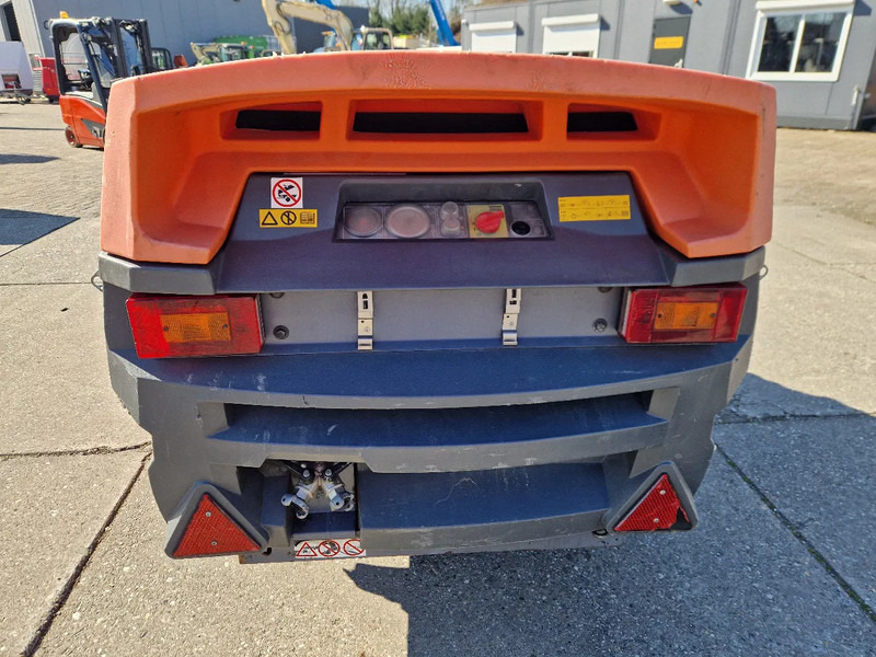 Atlas-Copco XAS57 - Compressor de ar: foto 3 Atlas-Copco XAS57 - Compressor de ar: foto 3