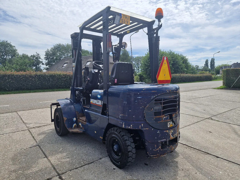 Caterpillar DP25K met breed vorkenbord - Empilhador a diesel: foto 3 Caterpillar DP25K met breed vorkenbord - Empilhador a diesel: foto 3