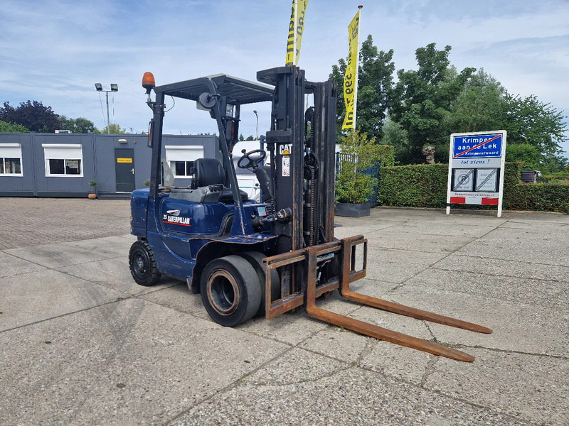 Caterpillar DP25K met breed vorkenbord - Empilhador a diesel: foto 2 Caterpillar DP25K met breed vorkenbord - Empilhador a diesel: foto 2