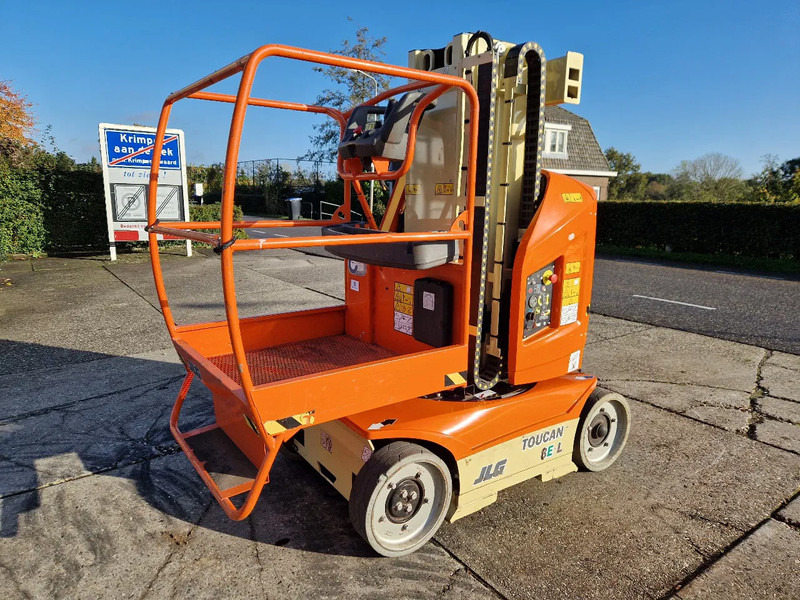 JLG Toucan 8E B verticale masthoogwerker elektrisch - Plataforma aérea: foto 1 JLG Toucan 8E B verticale masthoogwerker elektrisch - Plataforma aérea: foto 1