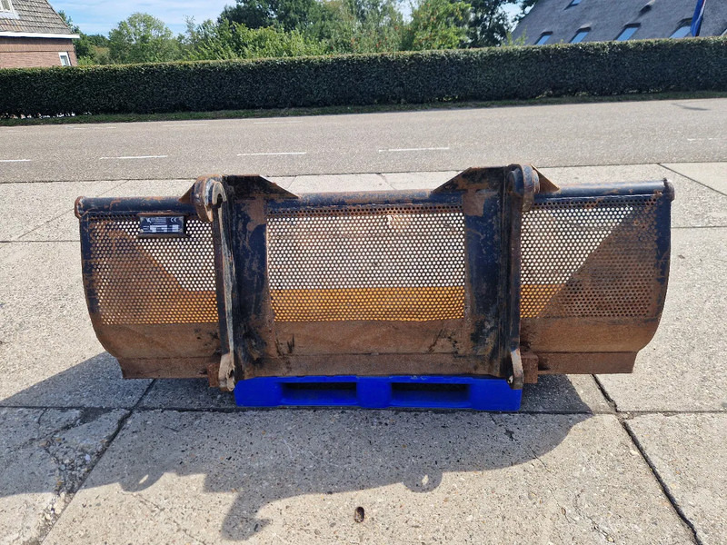 Jeroen van Leeuwen schepbak voor Volvo L30/L35 - Balde para Máquina de construção: foto 2 Jeroen van Leeuwen schepbak voor Volvo L30/L35 - Balde para Máquina de construção: foto 2