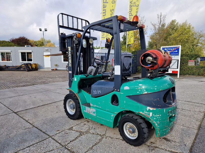 Maximal Nissan Zhejiang 2.5 ton LPG LOW HOURS - Empilhador a gás: foto 5 Maximal Nissan Zhejiang 2.5 ton LPG LOW HOURS - Empilhador a gás: foto 5