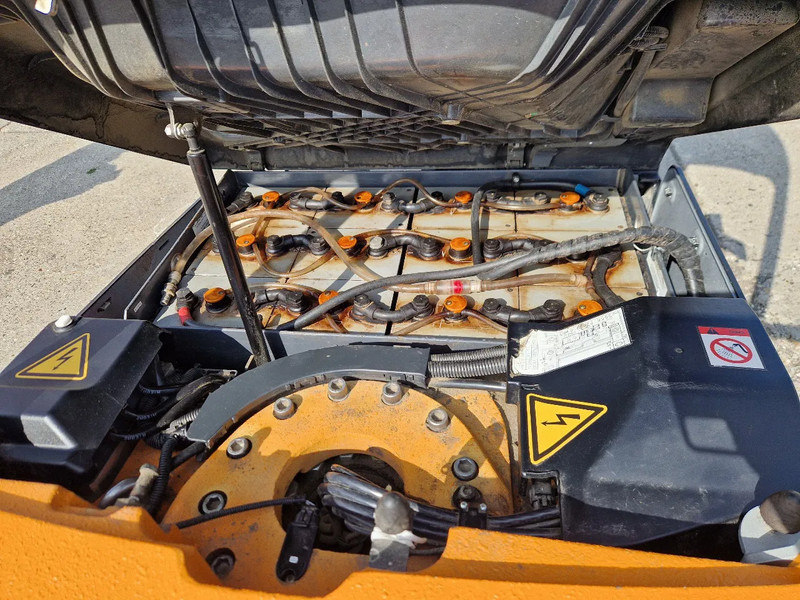 Still RX50-16 hefhoogte 4.95m, incl. keuring - Empilhador elétrico: foto 5 Still RX50-16 hefhoogte 4.95m, incl. keuring - Empilhador elétrico: foto 5