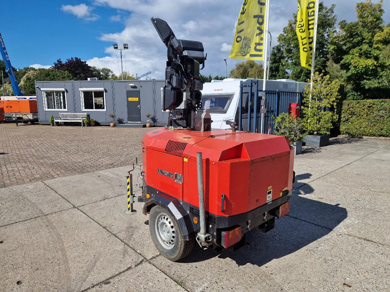 Tower Light VB9 mobiele lichtmast 9m. hoog - Torre de iluminação: foto 4 Tower Light VB9 mobiele lichtmast 9m. hoog - Torre de iluminação: foto 4