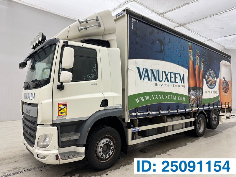 DAF CF 330 - 6x2 - Camião de lona: foto 1 DAF CF 330 - 6x2 - Camião de lona: foto 1