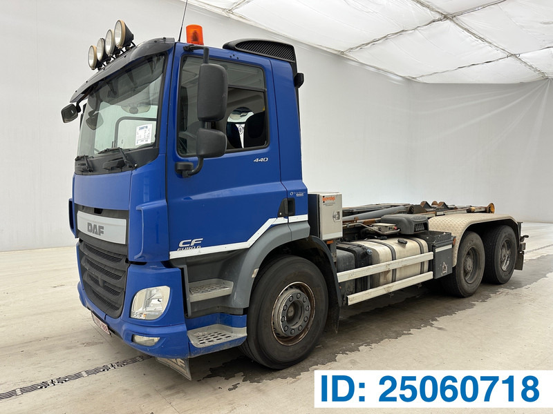 DAF CF 440 - 6x4 - Camião polibenne: foto 1 DAF CF 440 - 6x4 - Camião polibenne: foto 1