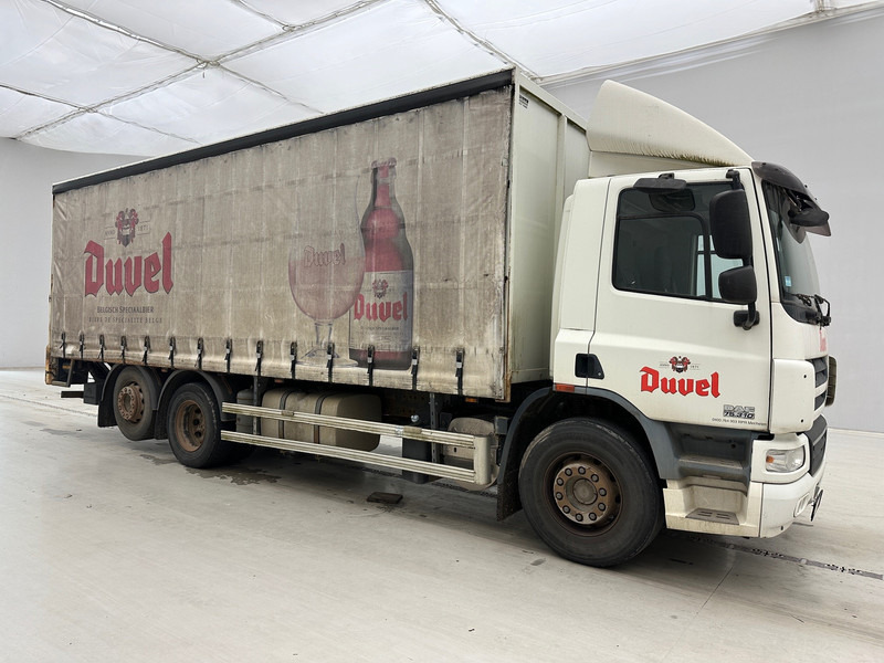 DAF CF75.310 - Camião de lona: foto 3 DAF CF75.310 - Camião de lona: foto 3