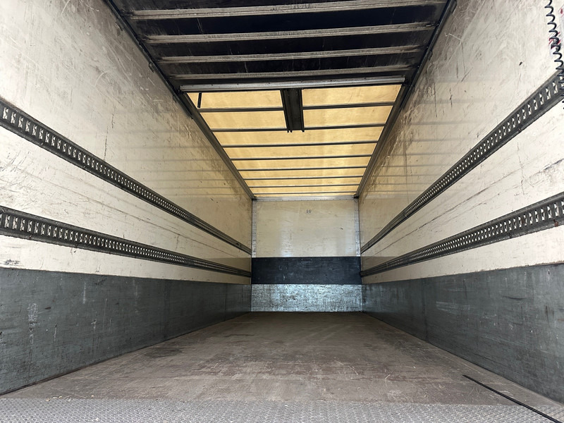 DAF LF 230 - Camião furgão: foto 5 DAF LF 230 - Camião furgão: foto 5