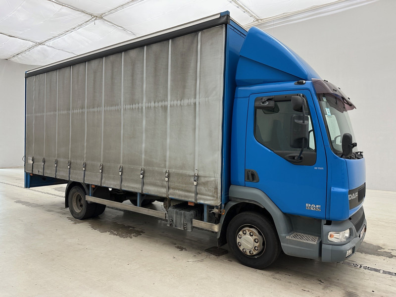 DAF LF45.150 - Camião de lona: foto 3 DAF LF45.150 - Camião de lona: foto 3