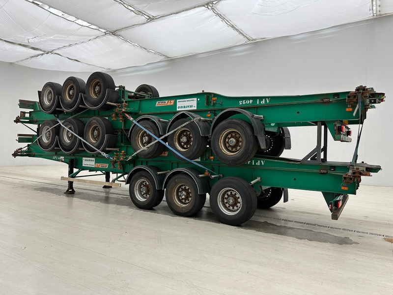 Semi-reboque transportador de contêineres/ Caixa móvel Fruehauf 4 x Skelet 2 x 20-40 ft: foto 6