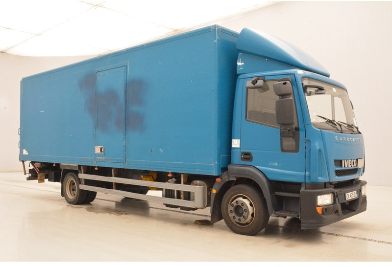 Iveco Eurocargo 120E18* - Camião furgão: foto 3 Iveco Eurocargo 120E18* - Camião furgão: foto 3