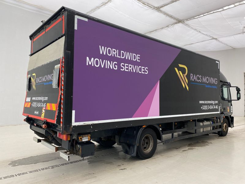 Iveco Eurocargo 140E28 - Camião furgão: foto 4 Iveco Eurocargo 140E28 - Camião furgão: foto 4