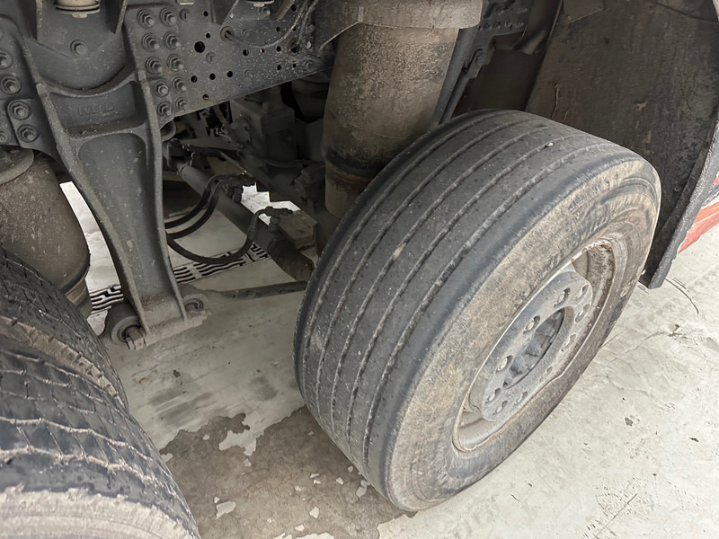 Carro de bombeiro Iveco Stralis 450 - 6x2: foto 13 Carro de bombeiro Iveco Stralis 450 - 6x2: foto 13