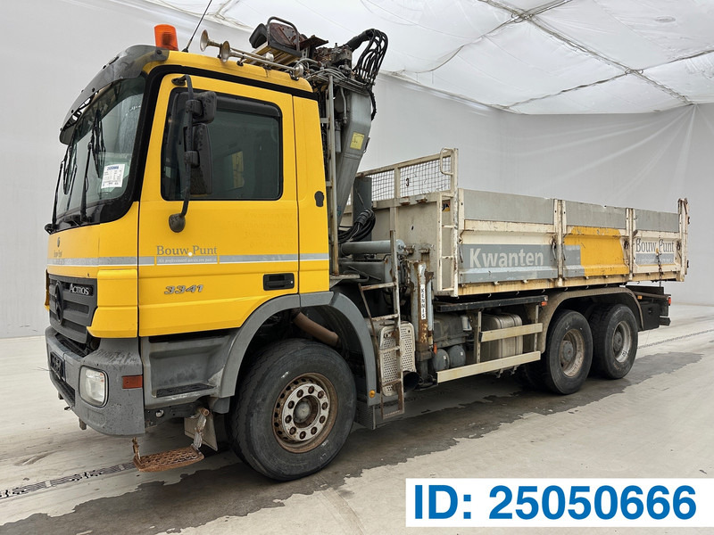 Mercedes-Benz Actros 3336 - 6x4 - Camião basculante, Camião grua: foto 1 Mercedes-Benz Actros 3336 - 6x4 - Camião basculante, Camião grua: foto 1