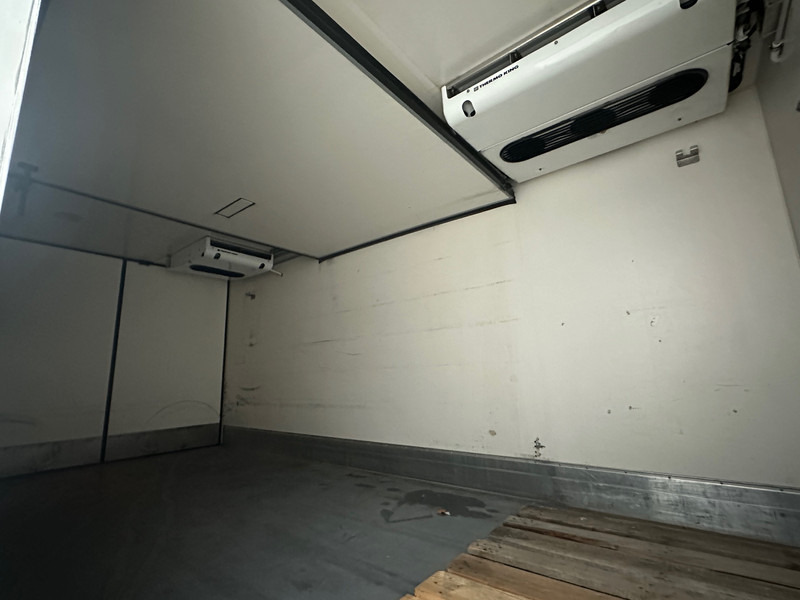 Camião frigorífico Mercedes-Benz Atego 1218: foto 6