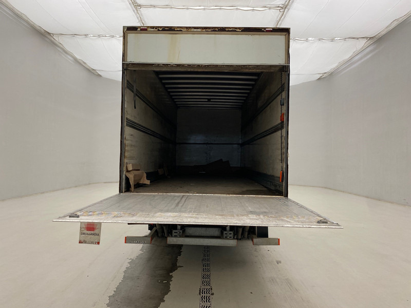 Camião furgão Mercedes-Benz Axor 1833: foto 6