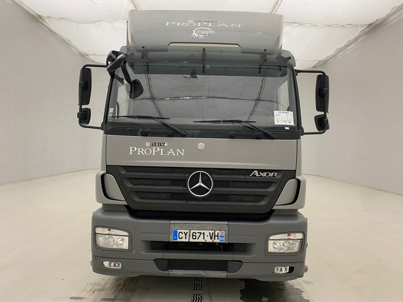 Mercedes-Benz Axor 1833 - Camião furgão: foto 2 Mercedes-Benz Axor 1833 - Camião furgão: foto 2