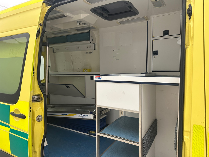 Mercedes-Benz Sprinter 319 CDI - Ambulância: foto 5 Mercedes-Benz Sprinter 319 CDI - Ambulância: foto 5