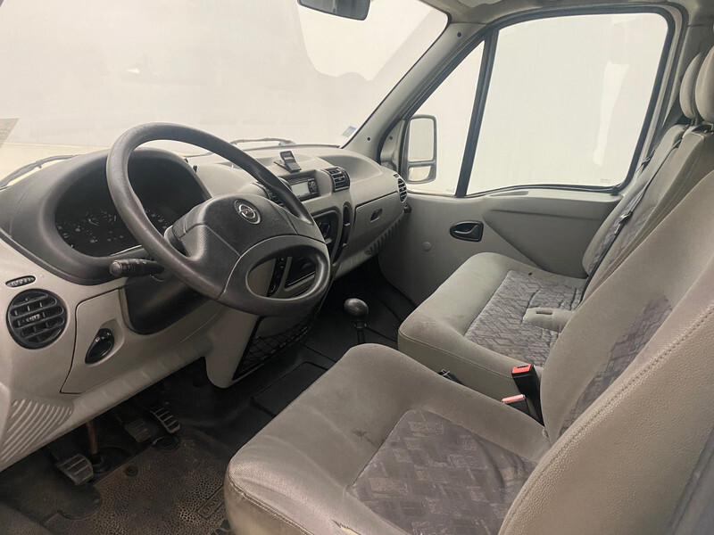 Furgão Opel Movano: foto 9