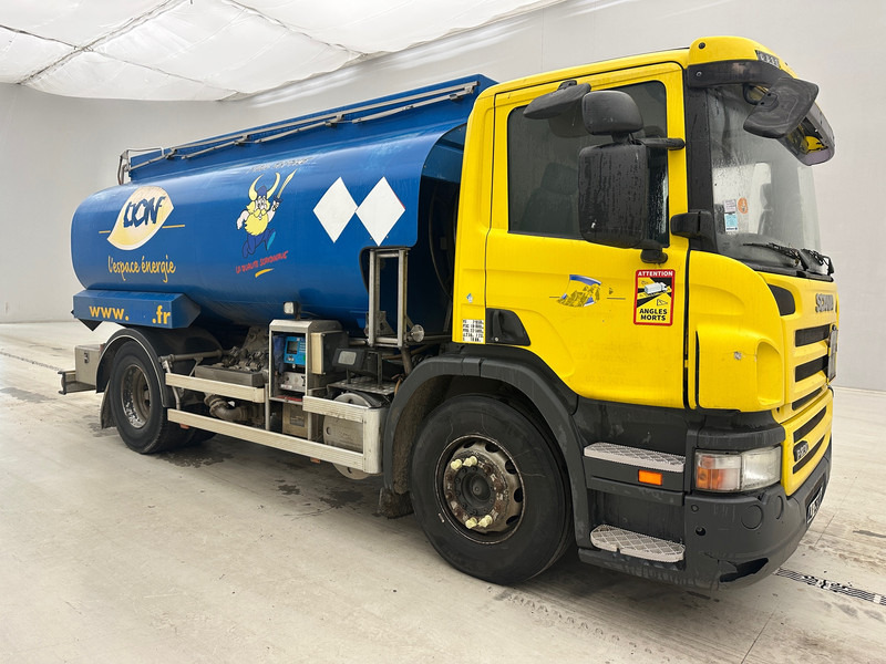 Scania P230 - Camião cisterna: foto 4 Scania P230 - Camião cisterna: foto 4