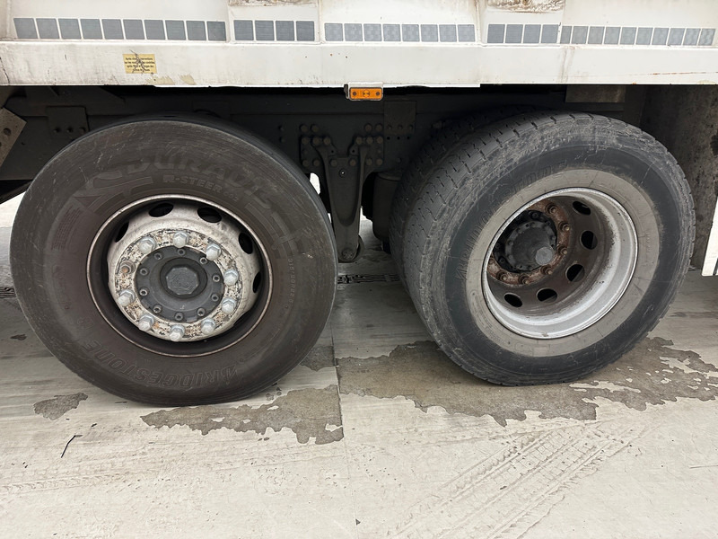 Scania P370 - Caminhão de lixo: foto 4 Scania P370 - Caminhão de lixo: foto 4