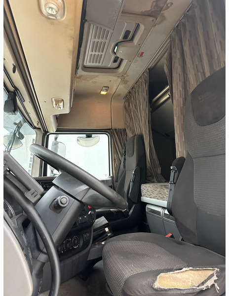 Tractor DAF XF 460 Space Cab: foto 10