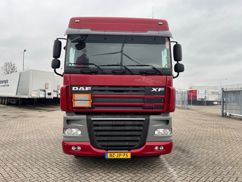 DAF XF105.410 Space Cab - ADR - Tractor: foto 2 DAF XF105.410 Space Cab - ADR - Tractor: foto 2