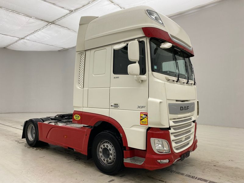 DAF XF105.530 Super Space Cab - Tractor: foto 3 DAF XF105.530 Super Space Cab - Tractor: foto 3