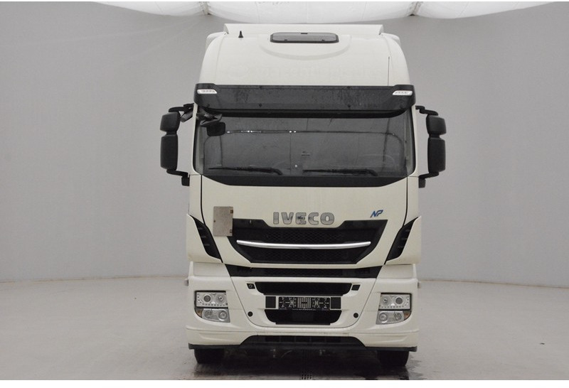 Iveco Stralis AS440S40 LNG Natural Power - Tractor: foto 2 Iveco Stralis AS440S40 LNG Natural Power - Tractor: foto 2