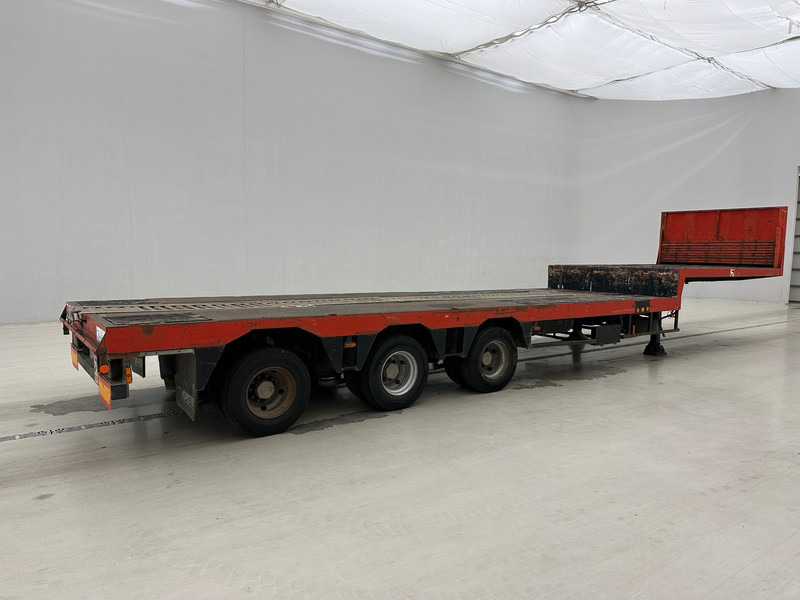Verem Low bed trailer - Semi-reboque baixa: foto 4 Verem Low bed trailer - Semi-reboque baixa: foto 4