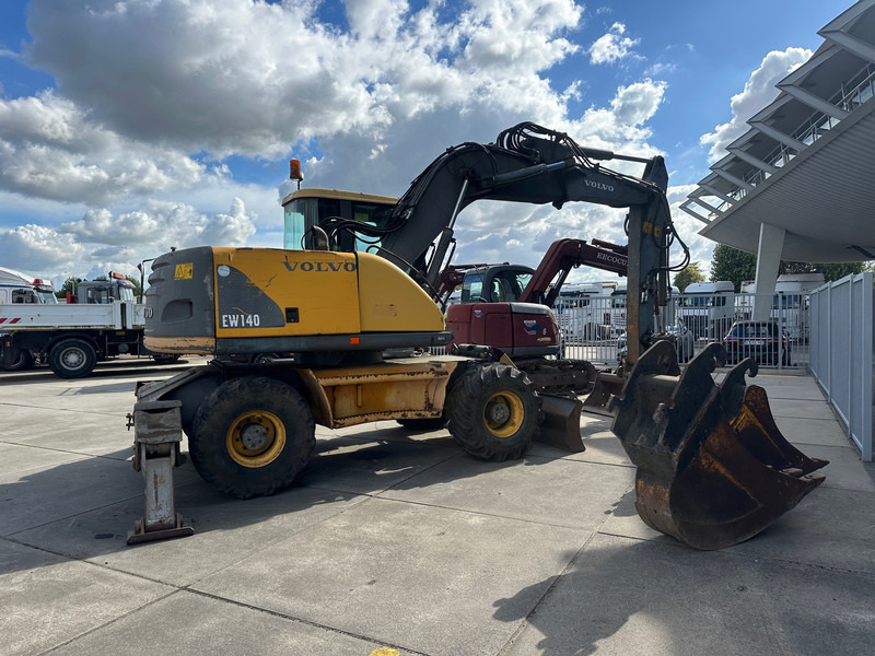 Volvo EW140 - Escavadeira de rodas: foto 5 Volvo EW140 - Escavadeira de rodas: foto 5