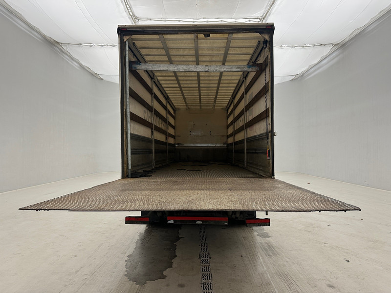 Volvo FE 300 - 6x2 - Camião de lona: foto 5 Volvo FE 300 - 6x2 - Camião de lona: foto 5