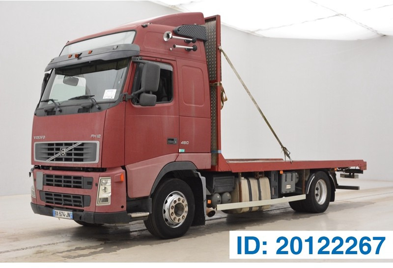 Volvo FH12.460 Globetrotter - Camião de caixa aberta/ Plataforma: foto 1 Volvo FH12.460 Globetrotter - Camião de caixa aberta/ Plataforma: foto 1