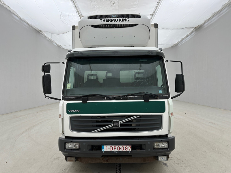 Volvo FL 220* - Camião frigorífico: foto 2 Volvo FL 220* - Camião frigorífico: foto 2