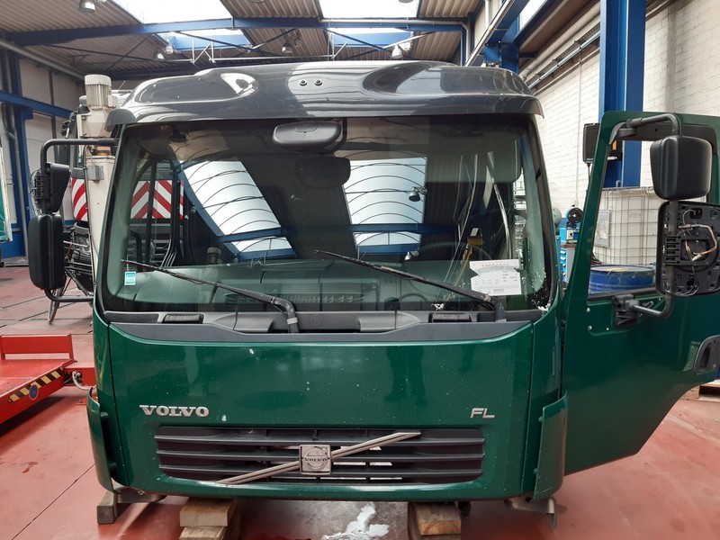 Volvo FL Volvo FL - Cabine e interior: foto 1 Volvo FL Volvo FL - Cabine e interior: foto 1