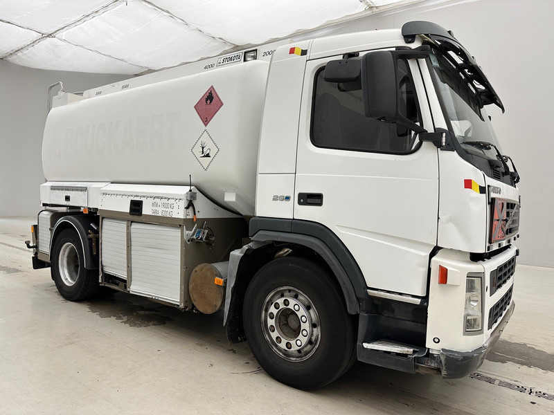 Volvo FM9.260 - Camião cisterna: foto 3 Volvo FM9.260 - Camião cisterna: foto 3