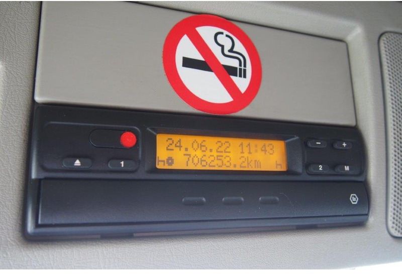 Camião furgão Volvo FM9.260: foto 14