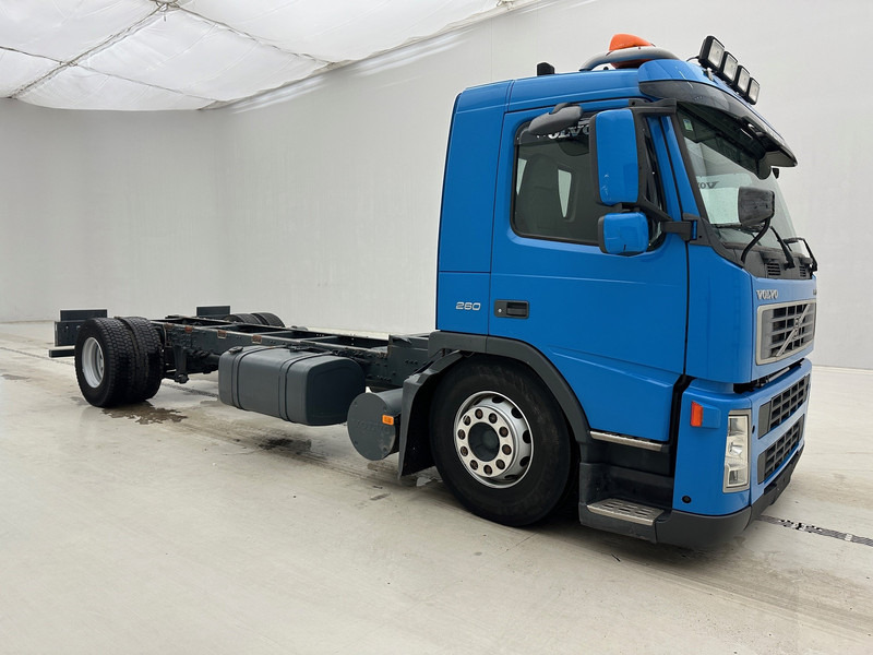 Volvo FM9.260 - Camião chassi: foto 3 Volvo FM9.260 - Camião chassi: foto 3