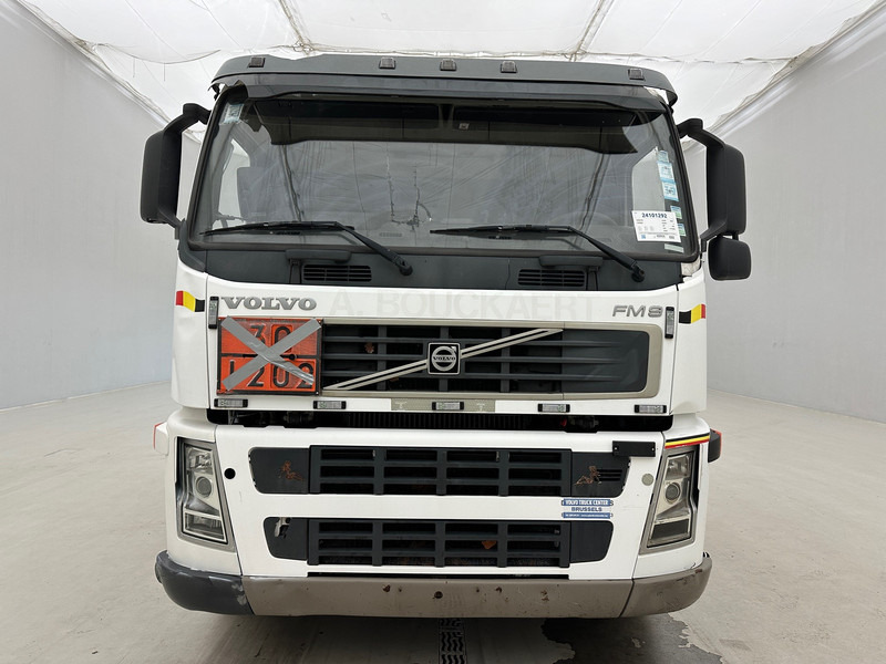 Volvo FM9.260 - Camião cisterna: foto 2 Volvo FM9.260 - Camião cisterna: foto 2
