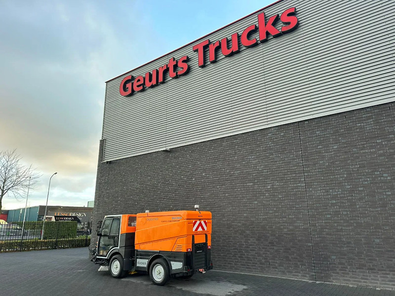 Bucher CITYCAT V20 - Varredora urbana: foto 3 Bucher CITYCAT V20 - Varredora urbana: foto 3