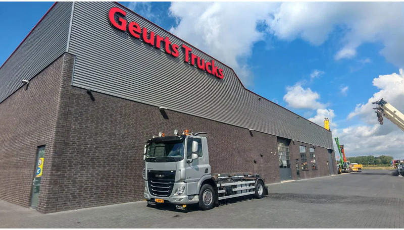 DAF CF 370 4x2 MET HTS 1425.5.130 KABELSYSTEEM 14 TON - Camião com sistema de cabo: foto 3 DAF CF 370 4x2 MET HTS 1425.5.130 KABELSYSTEEM 14 TON - Camião com sistema de cabo: foto 3