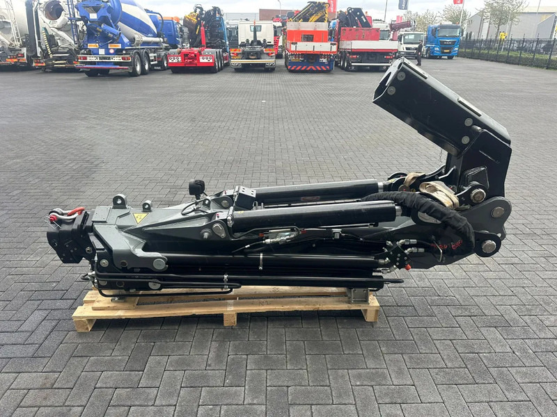 FASSI JIB L 425 VOOR FASSI F425 KRAAN SERIES 2024BWJ, ONGEBRUIKT. 5 X HYDRAULICHE UITSCHUIFBAAR - Lança: foto 5 FASSI JIB L 425 VOOR FASSI F425 KRAAN SERIES 2024BWJ, ONGEBRUIKT. 5 X HYDRAULICHE UITSCHUIFBAAR - Lança: foto 5
