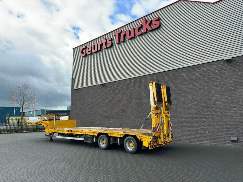 Goldhofer STZ-L2-22/80A SEMI LOWLOADER/DIEPLADER/TIEFLADER - Semi-reboque baixa: foto 3 Goldhofer STZ-L2-22/80A SEMI LOWLOADER/DIEPLADER/TIEFLADER - Semi-reboque baixa: foto 3