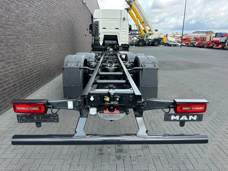 Camião chassi novo MAN TGS 26.520 6X2H-4 BL CH HYDRO DRIVE CHASSIS CABINE (NIEUW): foto 8 Camião chassi novo MAN TGS 26.520 6X2H-4 BL CH HYDRO DRIVE CHASSIS CABINE (NIEUW): foto 8