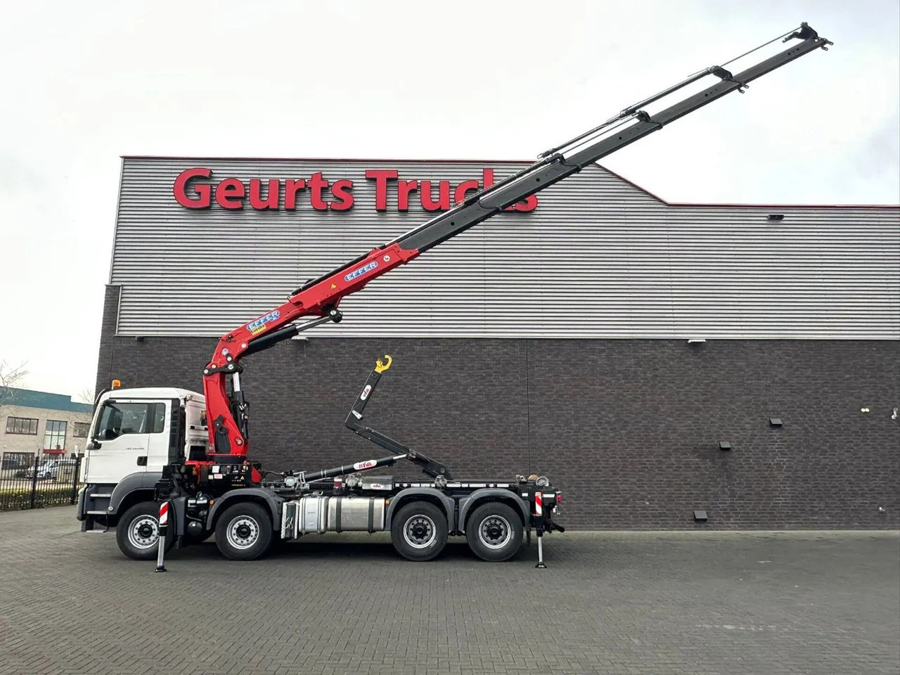 MAN TGS 35.460 8X4 BL+ HYVA 18.55.S HAAKARMSYSTEEM E - Camião polibenne, Camião grua: foto 4 MAN TGS 35.460 8X4 BL+ HYVA 18.55.S HAAKARMSYSTEEM E - Camião polibenne, Camião grua: foto 4