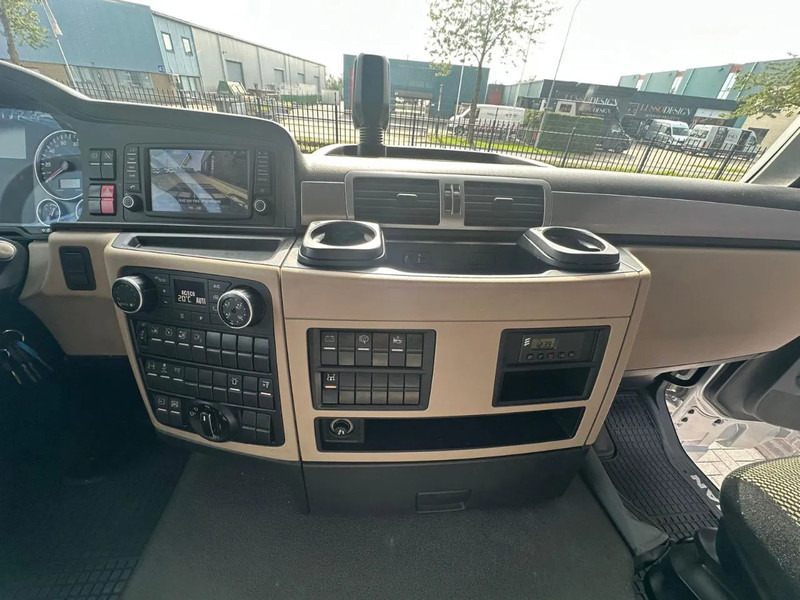 Locação financeira de MAN TGS 35.470 8X2 OPRIJWAGEN/MACHINE TRANSPORTER/PLATEAU/ MAN TGS 35.470 8X2 OPRIJWAGEN/MACHINE TRANSPORTER/PLATEAU/: foto 12 Locação financeira de MAN TGS 35.470 8X2 OPRIJWAGEN/MACHINE TRANSPORTER/PLATEAU/ MAN TGS 35.470 8X2 OPRIJWAGEN/MACHINE TRANSPORTER/PLATEAU/: foto 12