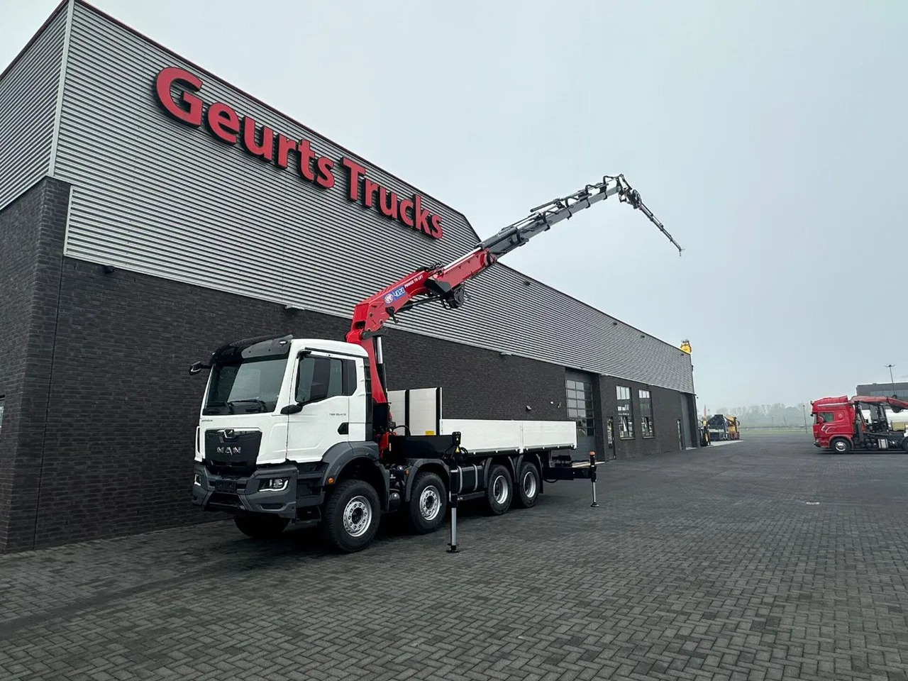 MAN TGS 35.470 8X4 HMF 4020-K6 + FJ 600 K4 KRAAN/KRA - Camião grua: foto 2 MAN TGS 35.470 8X4 HMF 4020-K6 + FJ 600 K4 KRAAN/KRA - Camião grua: foto 2