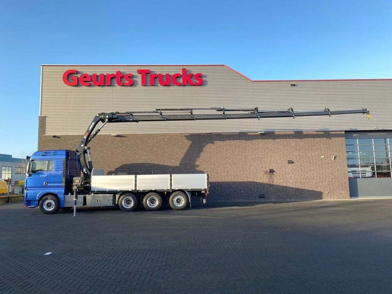 MAN TGX 35.500 8X4 TRIDEM + HIAB X-HIPRO 302 E-7 KRA - Camião grua: foto 1 MAN TGX 35.500 8X4 TRIDEM + HIAB X-HIPRO 302 E-7 KRA - Camião grua: foto 1