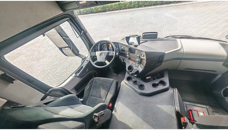 Locação financeira de Mercedes-Benz Antos 2536 6X2 SCHUIFZEIL MET PALFINGER PK23002-SH C KRAAN / KRAN / CRANE / GRUA Mercedes-Benz Antos 2536 6X2 SCHUIFZEIL MET PALFINGER PK23002-SH C KRAAN / KRAN / CRANE / GRUA: foto 20 Locação financeira de Mercedes-Benz Antos 2536 6X2 SCHUIFZEIL MET PALFINGER PK23002-SH C KRAAN / KRAN / CRANE / GRUA Mercedes-Benz Antos 2536 6X2 SCHUIFZEIL MET PALFINGER PK23002-SH C KRAAN / KRAN / CRANE / GRUA: foto 20